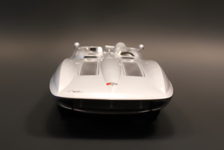 Illustration for article titled 'Murica Monday: AutoArt '59 Stingray Concept